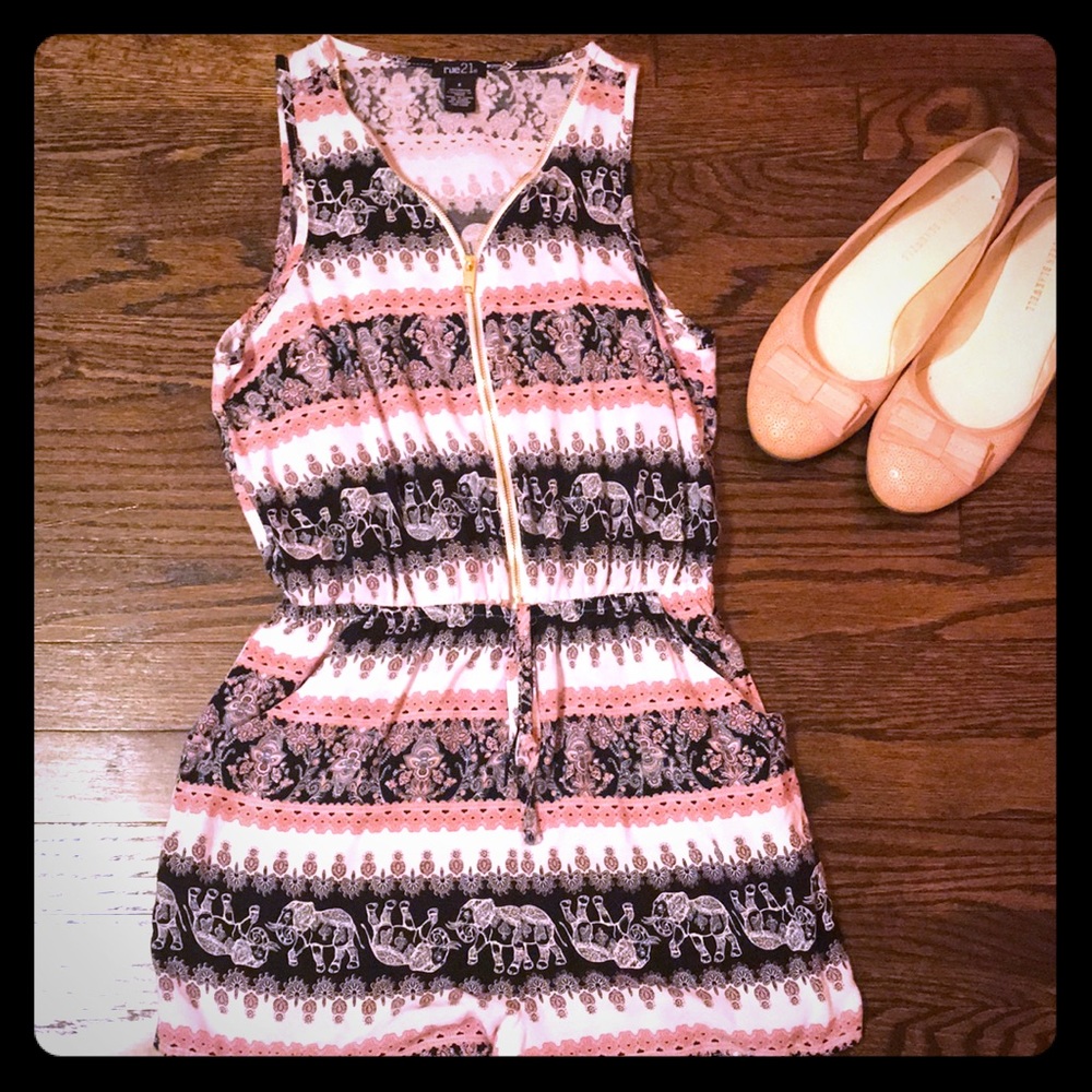 super cute romper ❣️